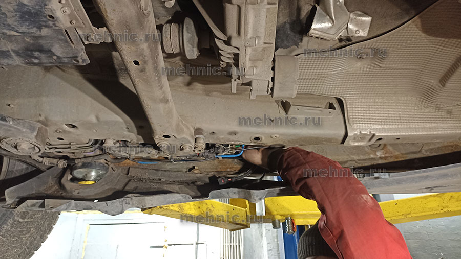 Отручиваем патрубки