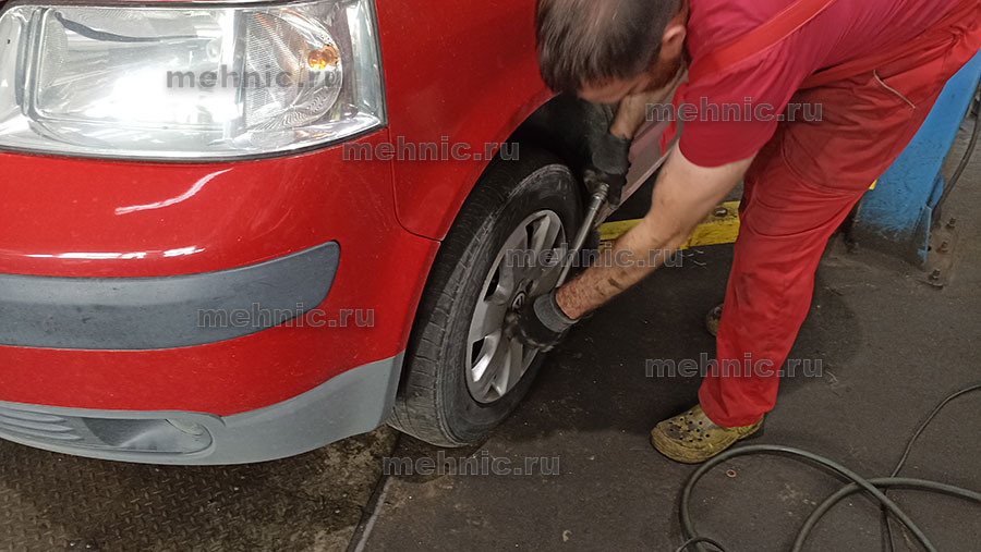 Используем динамометрический ключ